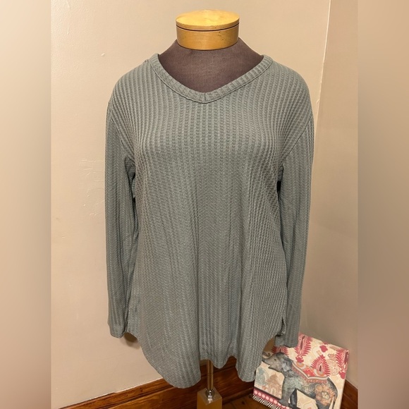 Chaser Tops - Chaser Women's Long Sleeve Waffle Knit Thermal Top Green Size XL
